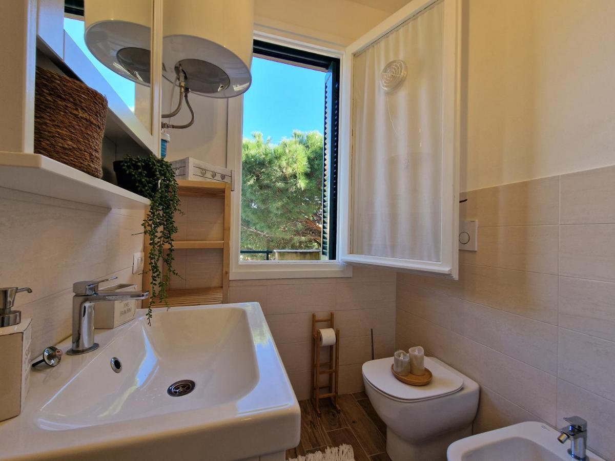 Апартаменты 650 Metri Dal Mare - Wifi - Terrazzo - Piscina - A/C Пьетра-Лигуре Экстерьер фото