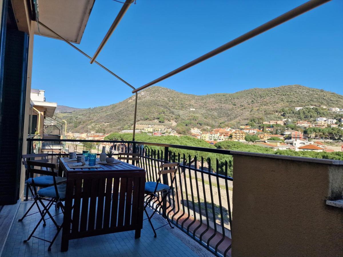 Апартаменты 650 Metri Dal Mare - Wifi - Terrazzo - Piscina - A/C Пьетра-Лигуре Экстерьер фото