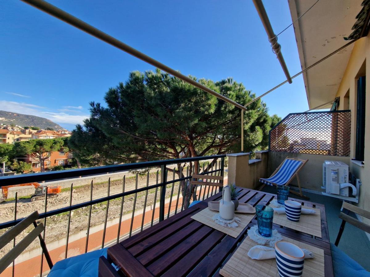 Апартаменты 650 Metri Dal Mare - Wifi - Terrazzo - Piscina - A/C Пьетра-Лигуре Экстерьер фото