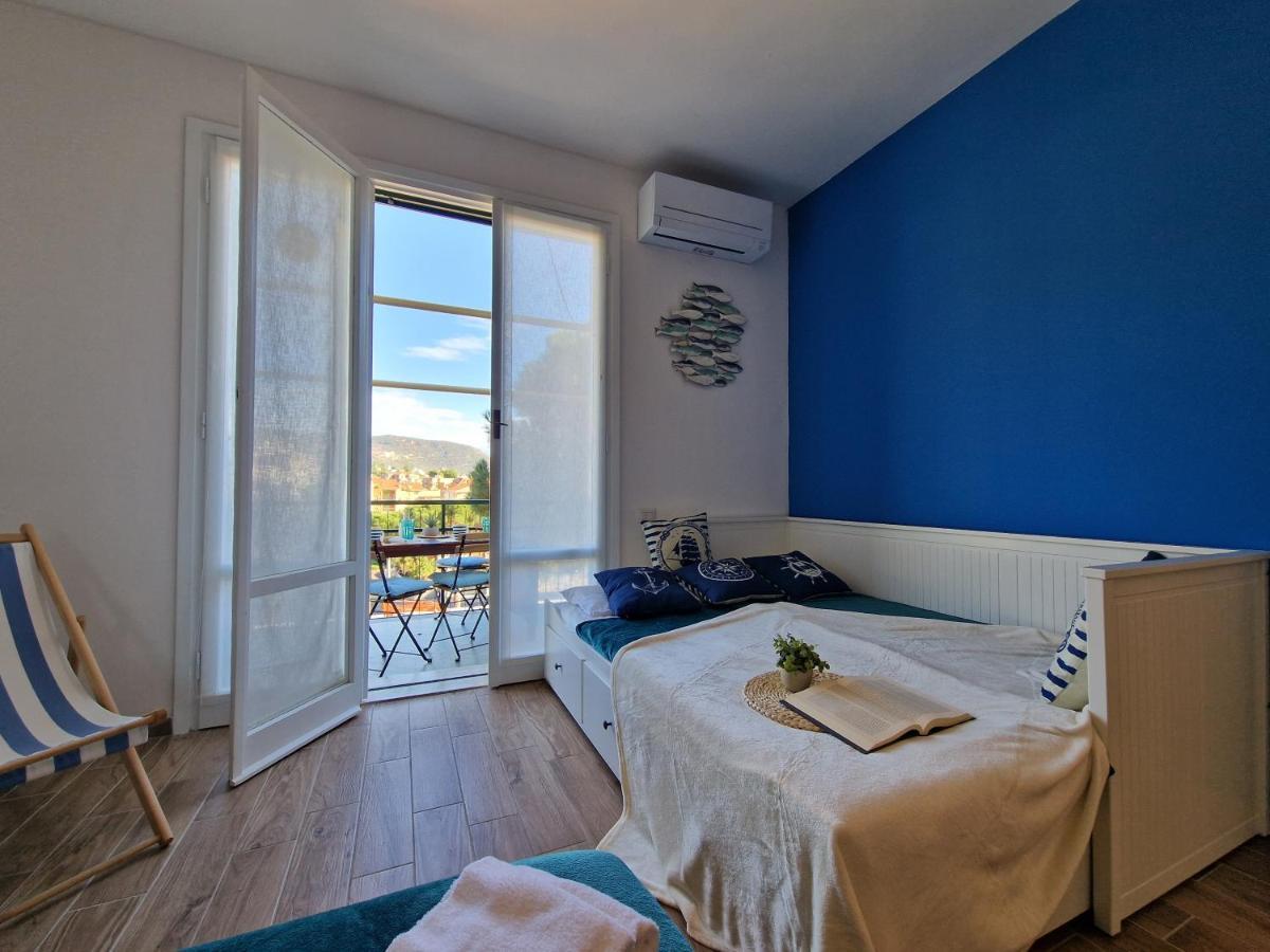 Апартаменты 650 Metri Dal Mare - Wifi - Terrazzo - Piscina - A/C Пьетра-Лигуре Экстерьер фото