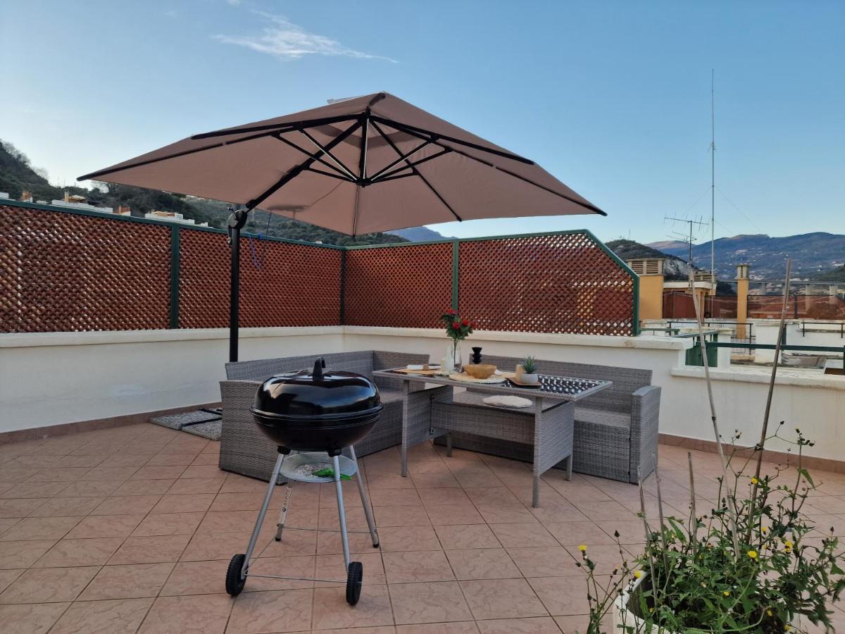 Апартаменты 650 Metri Dal Mare - Wifi - Terrazzo - Piscina - A/C Пьетра-Лигуре Экстерьер фото